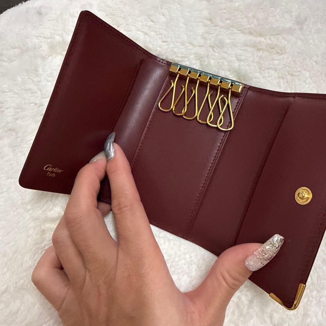 Cartier バーガンディ レザー キーケース