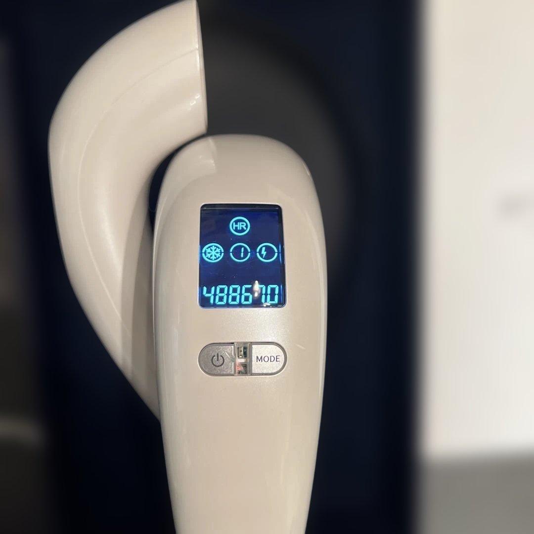 STELLA BEAUTE IPL光￼美顔器