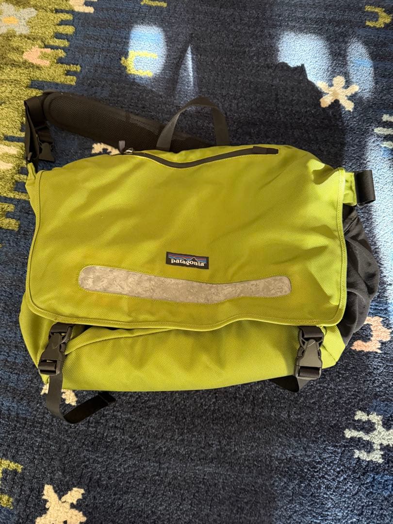 バッグ Patagonia critical mass bag