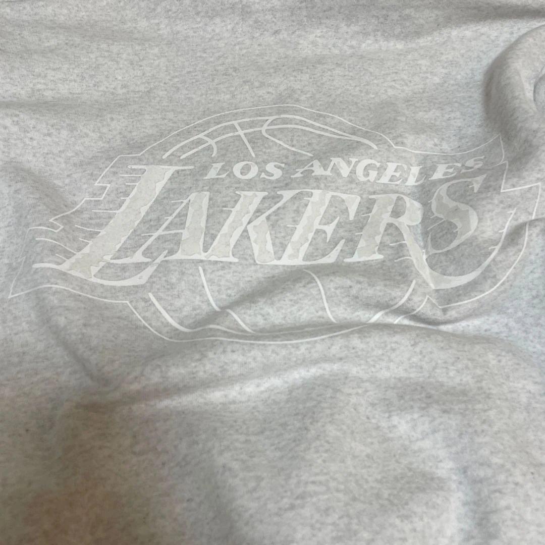 NBAレイカーズ　トレーナーハーフジップ