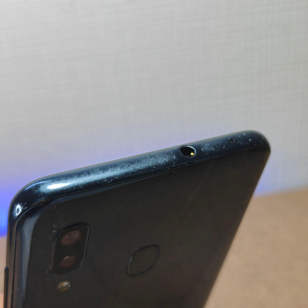 JA572 Samsung Galaxy A30 スマホ本体 SCV43 au