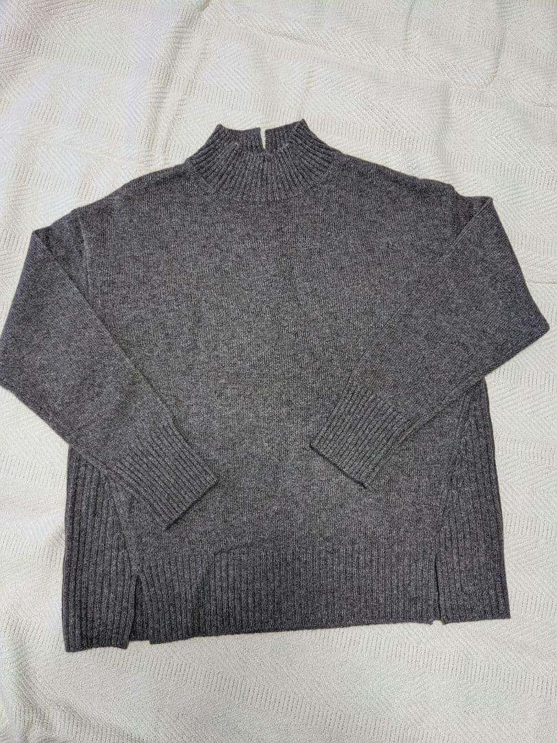 ネイチャーズ　無染色ヤク　セミワイドシルエット　セーター　Sサイズ