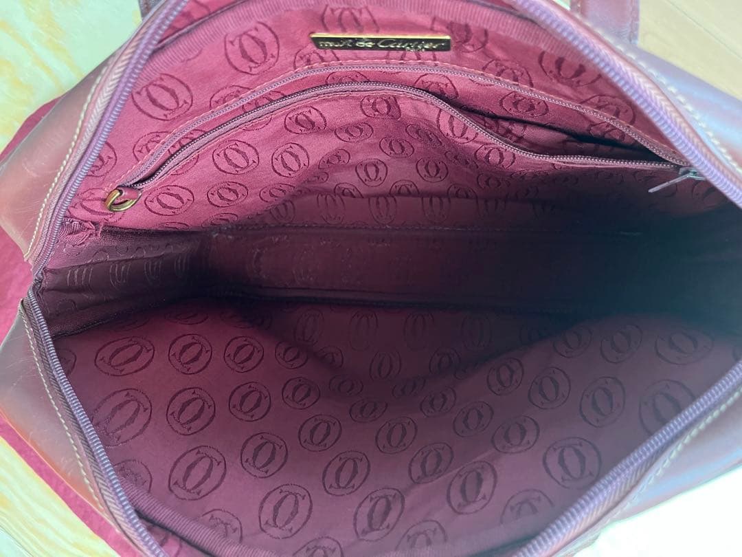 美品 カルティエ トートバッグ A4収納可 ボルドー