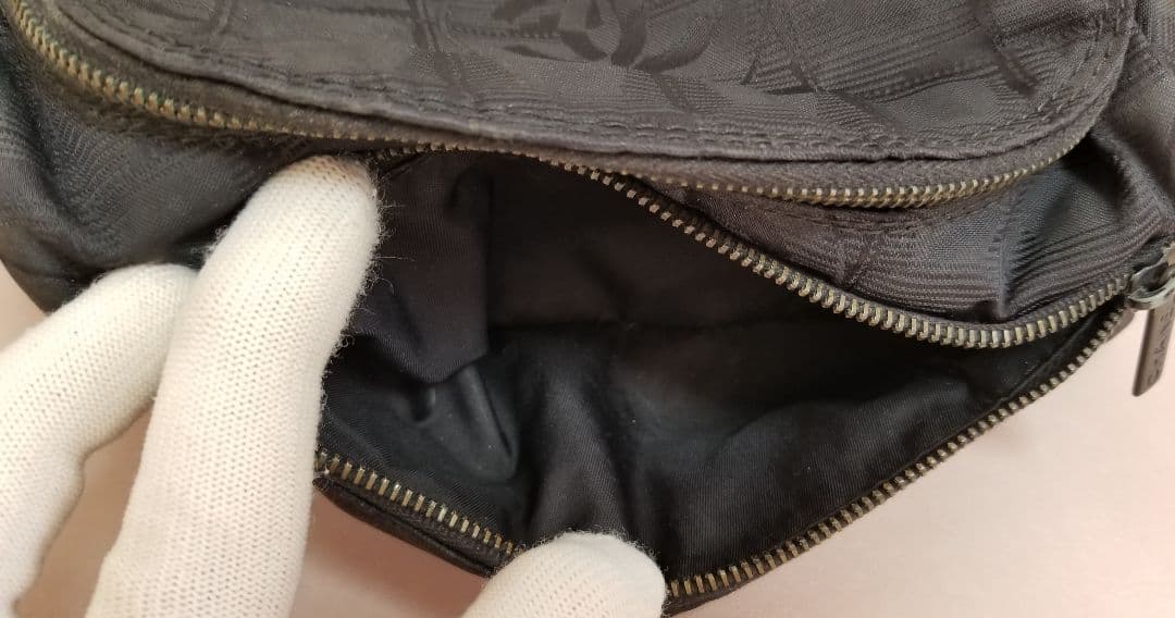 CHANEL ニュートラベルライン ハンドバッグ ポーチ ブラック