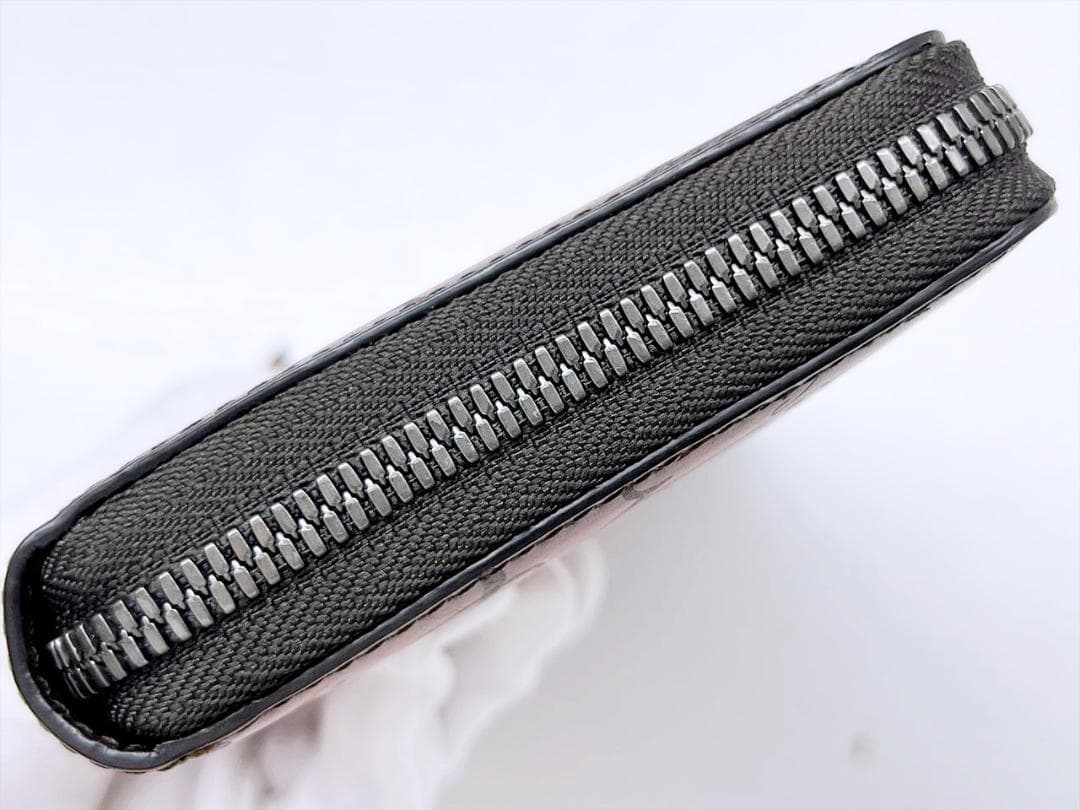 美品　ベルルッティ　イタウバ　スクリットレザー　ロングジップウォレット　長財布