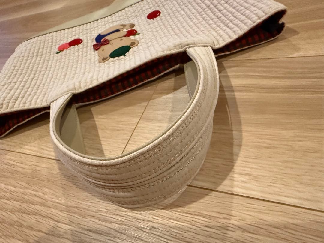 【美品】ファミリア ピオヌンナル コラボ MILK ベージュ