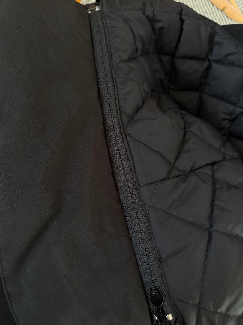 N*N様   ブラック ダウンジャケット　フード取り外し可