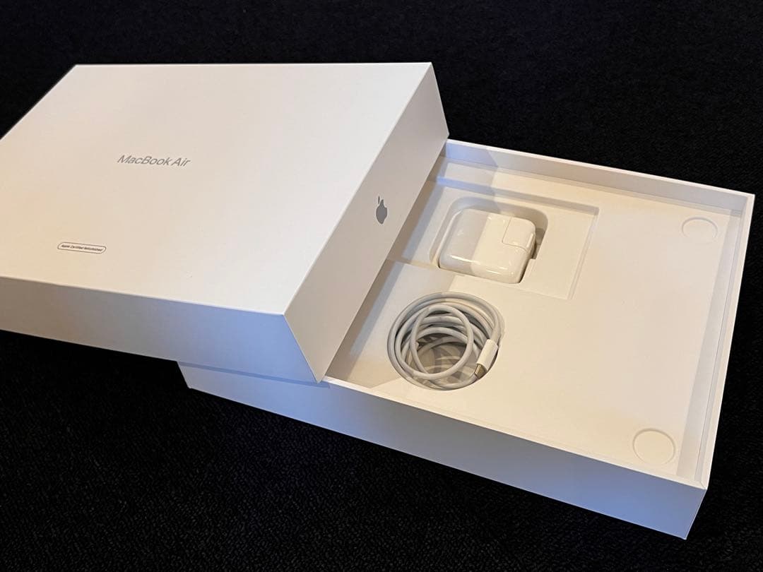 【美品】MacBook Air M1 8GB 256GB スペースグレイ