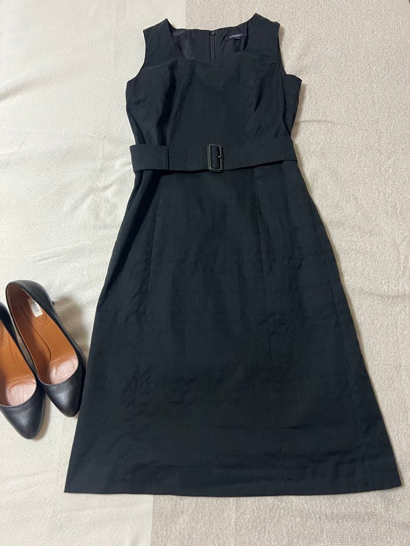 【美品】BURBERRYLONDONシャドーチェックワンピースワンピース 黒38