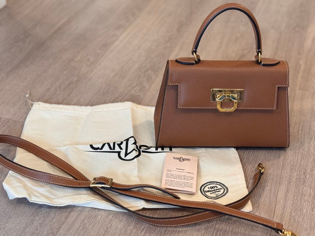 カルボッティ　グレタ　TAN