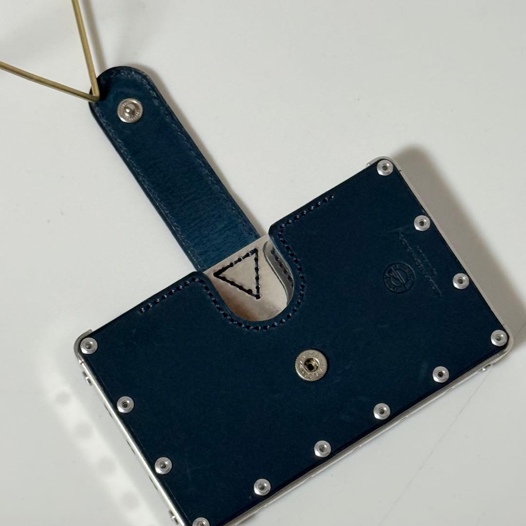 ⭐️未使用級⭐️　エアロコンセプト　エミージャ　名刺入れ　カードケエース