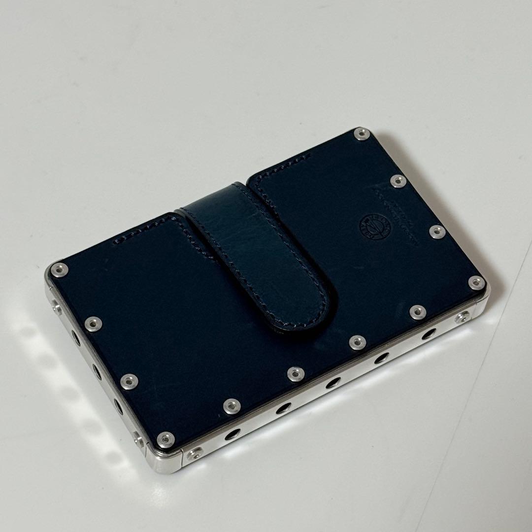 ⭐️未使用級⭐️　エアロコンセプト　エミージャ　名刺入れ　カードケエース