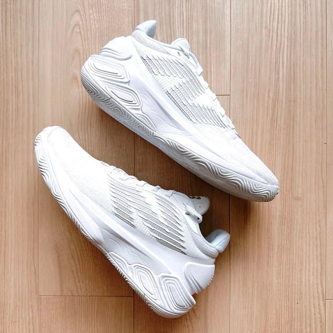 【ほぼ未使用】New Balance TWO WXY v5【28.5cm】