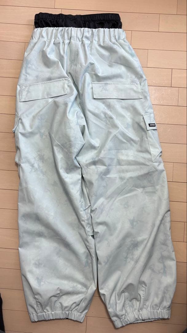 【新品未使用】ANTHEM スノーボードウェア 上下セットL