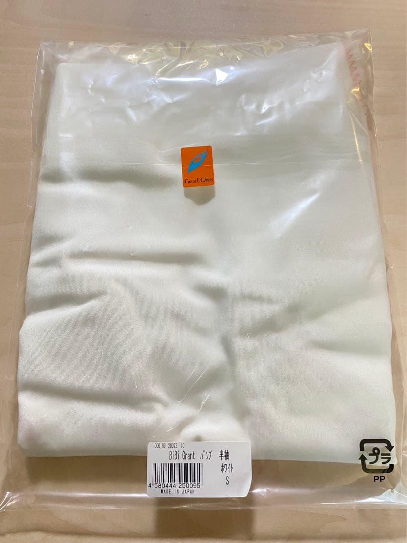 【新品・未使用】グラントイーワンズ レディースパンプ半袖 ホワイトS