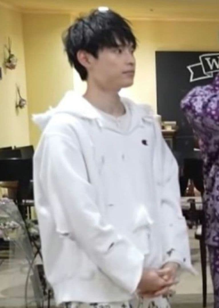 Reebok ダメージスウェット L ブラック 松村北斗 常田大希