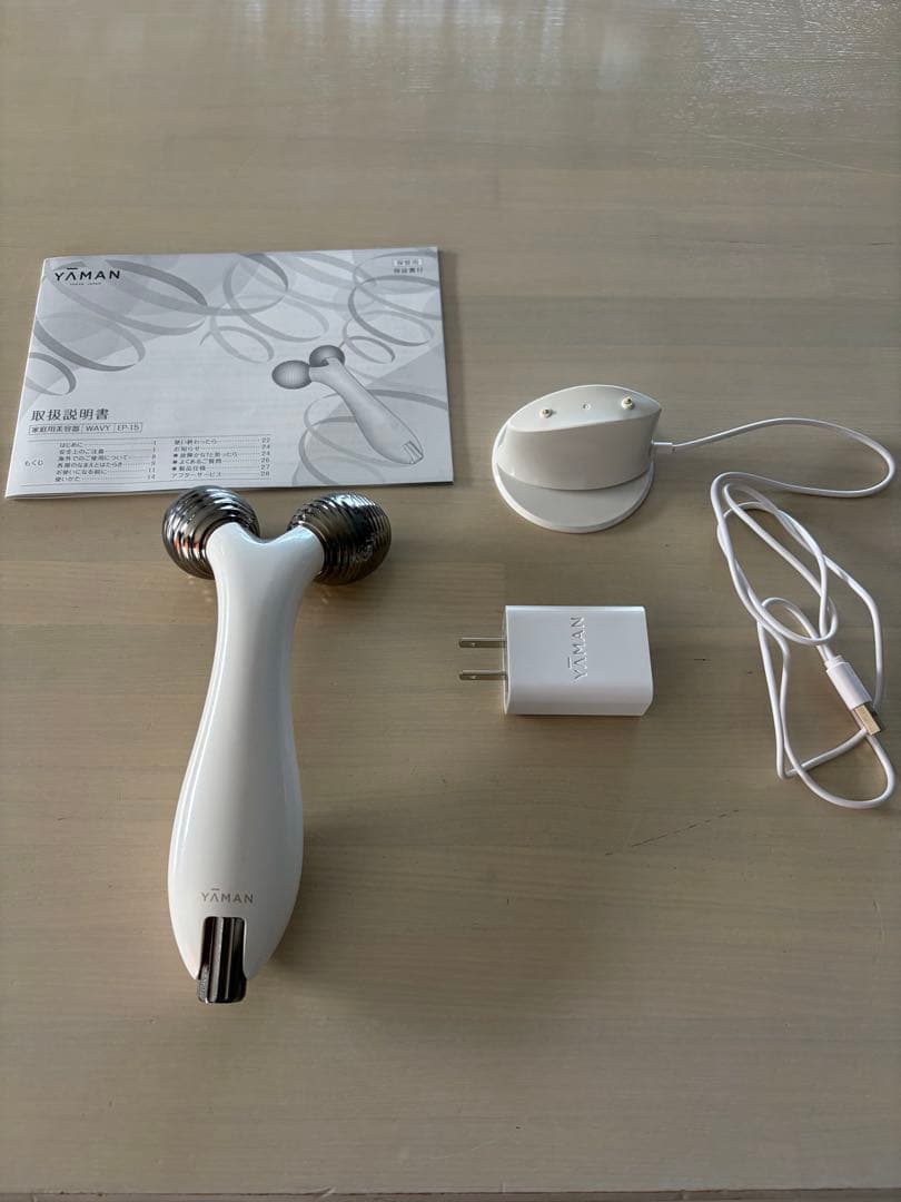 YAMAN ヤーマン　ep15w 美顔ローラーLEDインジケーター付き