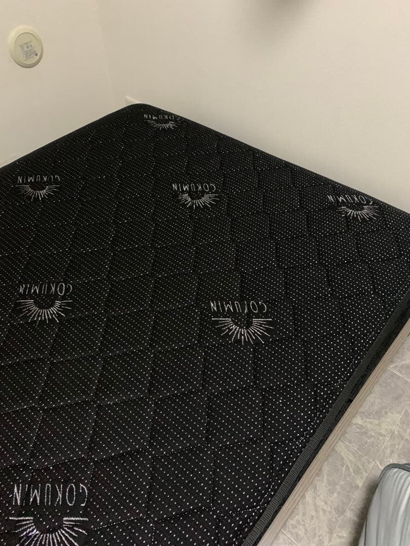 ベットフレームセミダブル(美品)