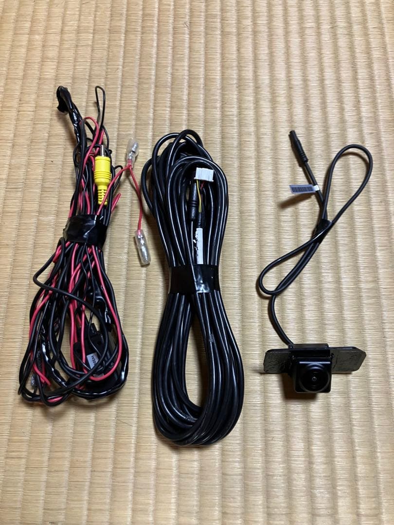 【SU】ハイエースアルパインバックカメラ カバーセット　HCE-C1000D