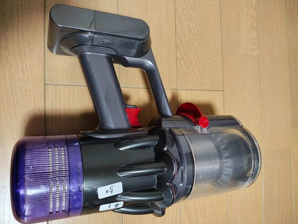 ダイソン★digital slim★SV18本体★バッテリー新品と同等1