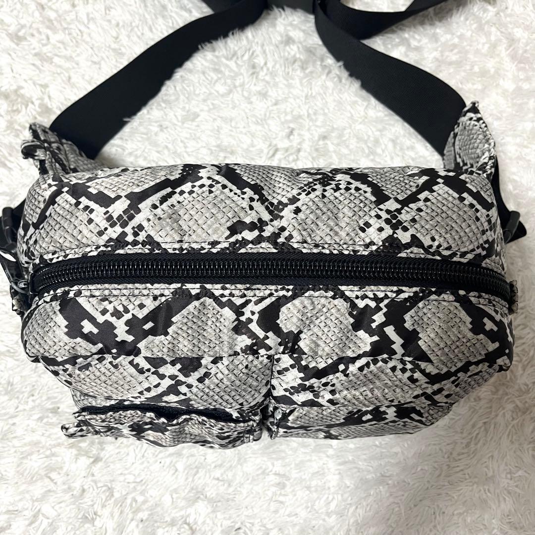 ✨美品✨廃盤品 HEAD PORTER ボディバッグ パイソン柄 ヘビ