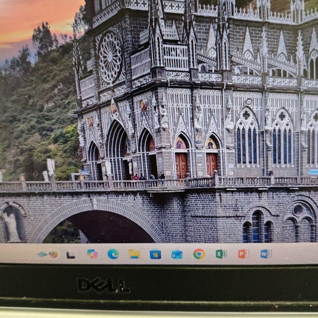 166Dell ノートPC 15.6インチi7-2620M HDMI Wi-Fi