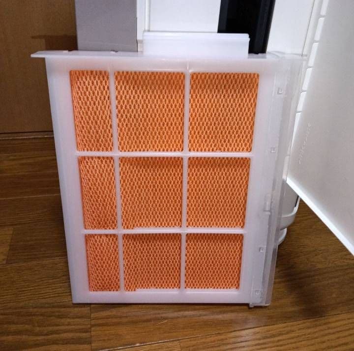 日立加湿空気清浄機。クリエア。