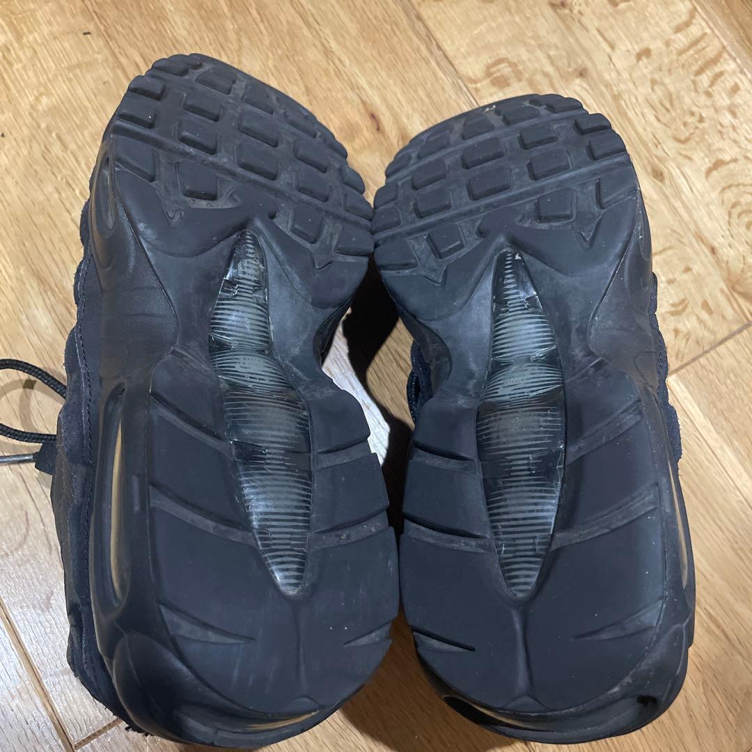 ナイキ エアマックス95 エッセンシャルトリプル ブラック2021年製