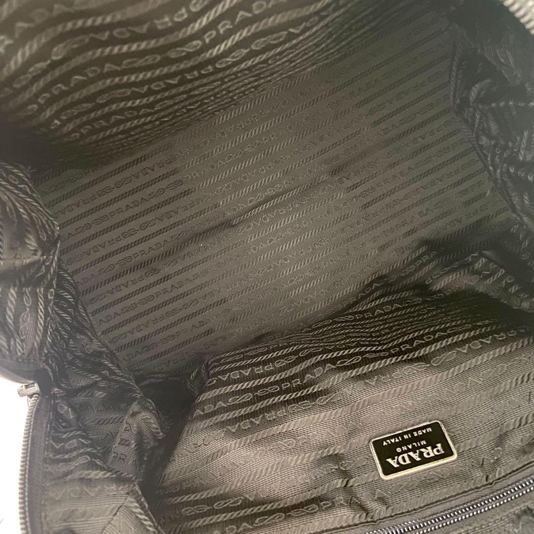 美品　PRADA ボストンバッグ　ナイロン　ブラック　サフィアーノ　三角プレート