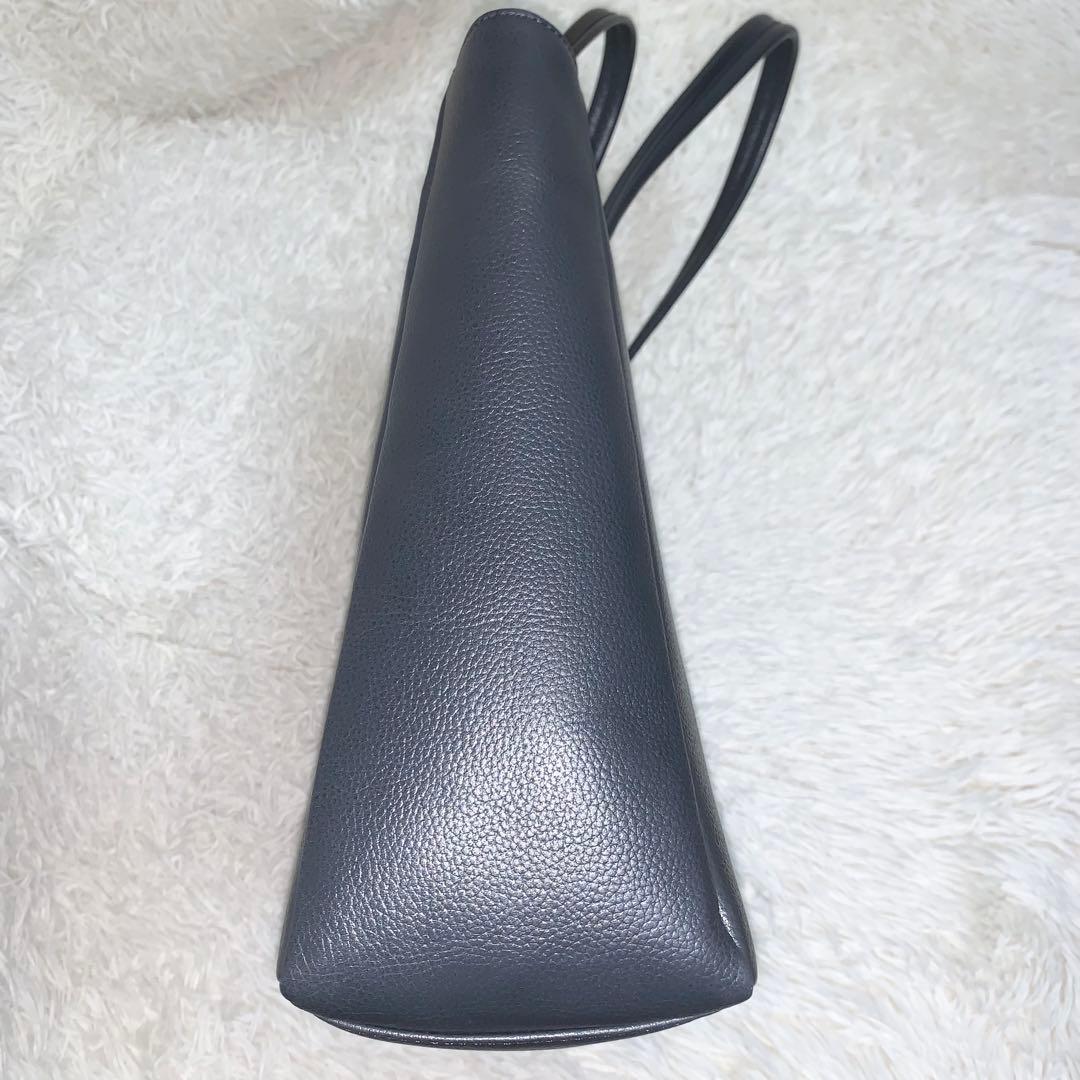 未使用級 SHIPS スマート レザー トートバッグ大容量 A4可 ダークグレー