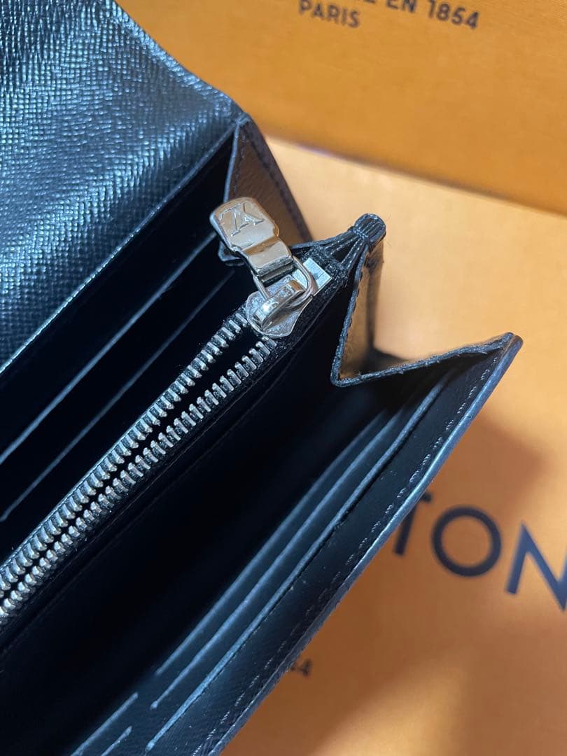 で*ん様 ❤️Louis Vuitton❤️ エピレザー ブラック ロングウォレ