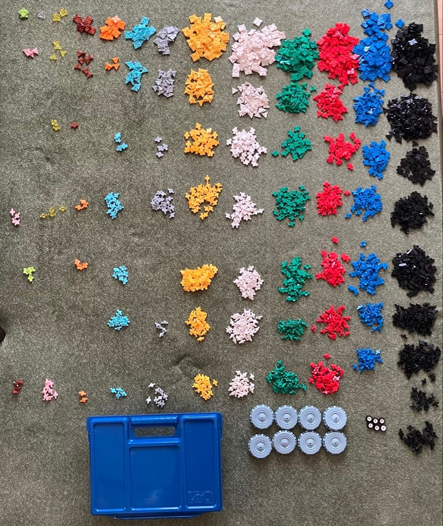 LaQ ２４００ピース以上　収納ケース付き