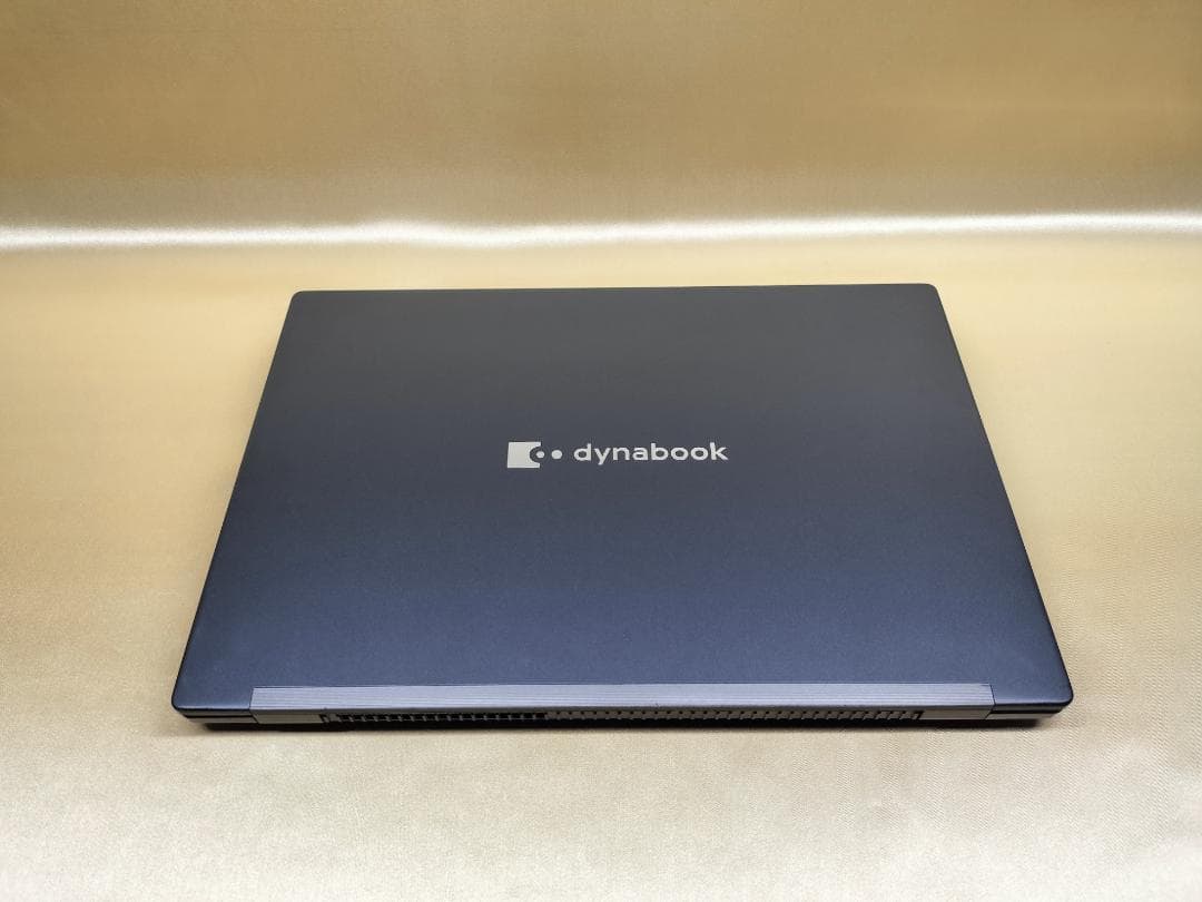 東芝　Dynabook G83/KW　高性能　2023年モデル(K-206)