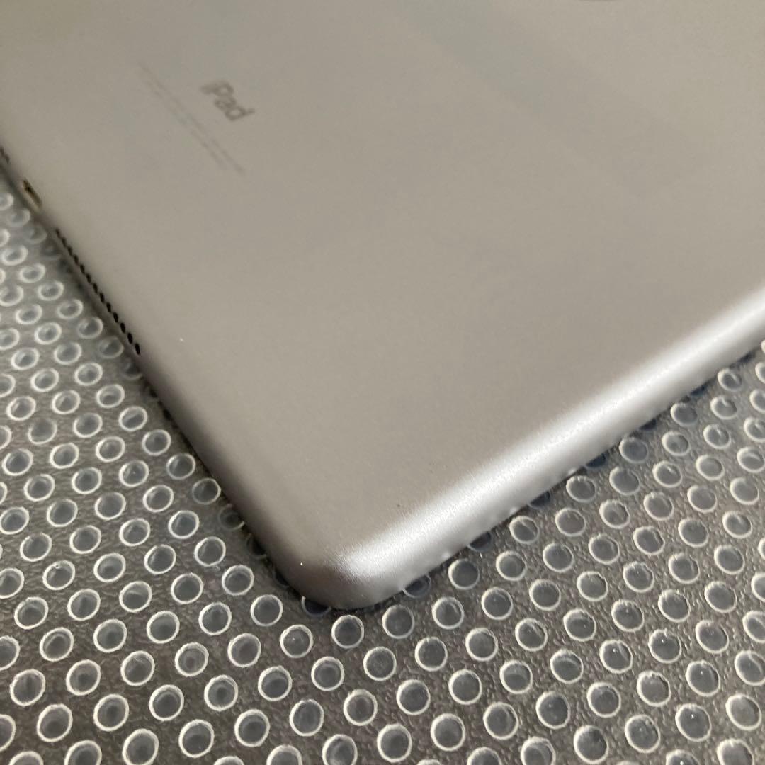 2852【早い者勝ち】美品☆電池最良好☆iPad5第5世代32GB SIMフリー