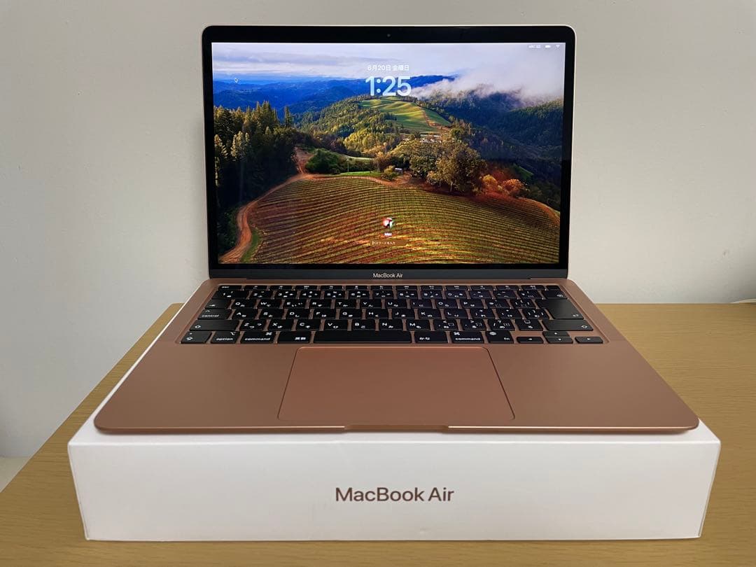 美品 MacBook Air M1チップ 充電数27回『容量100％』