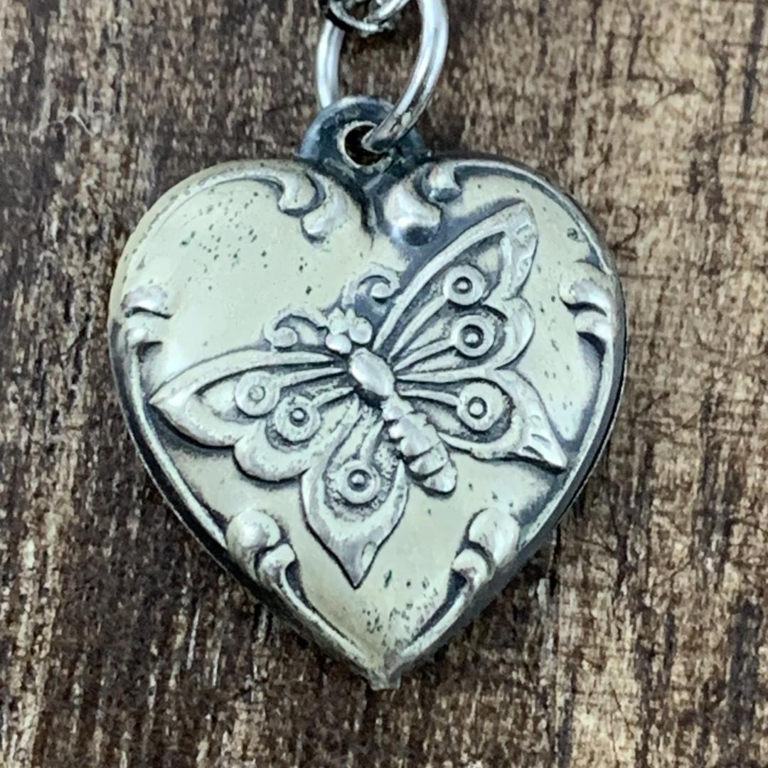 スウィートハートジュエリーバタフライ蝶 シルバーヴィンテージネックレス NAVY