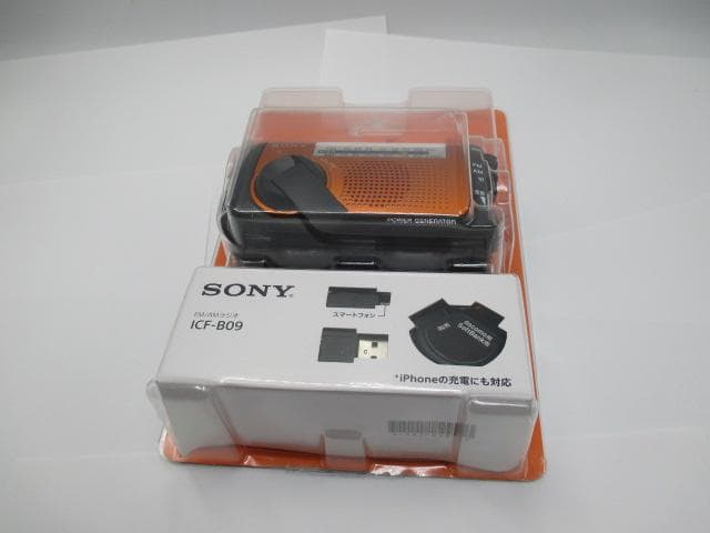 未使用　SONY 手回し充電ラジオ ICF-B09