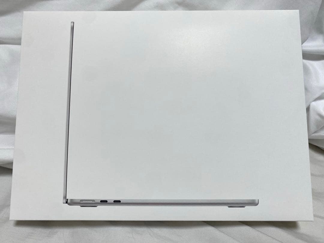 MacBook Air M4チップ 16GB/256GB 13インチ 最新モデル