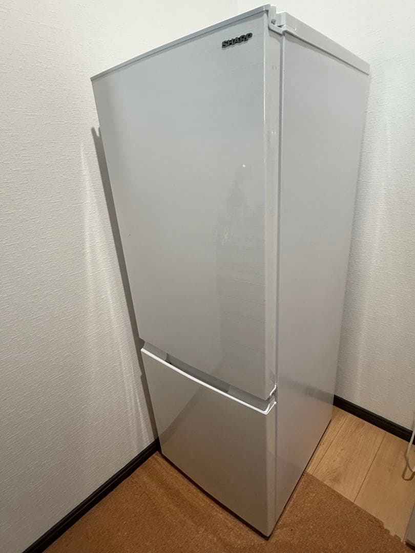 冷蔵庫　SHARP SJ-D15H SJ-D18H 2022年購入