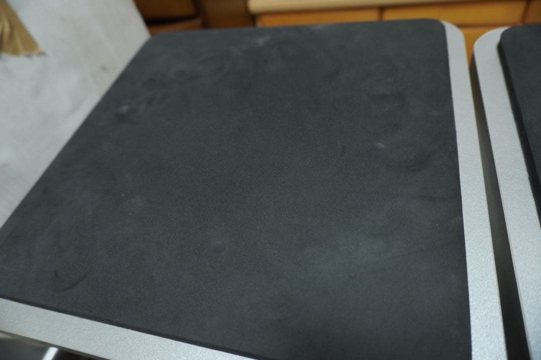 ZAOR MIZA V-Stand V42 スピーカースタンド　定価3万円