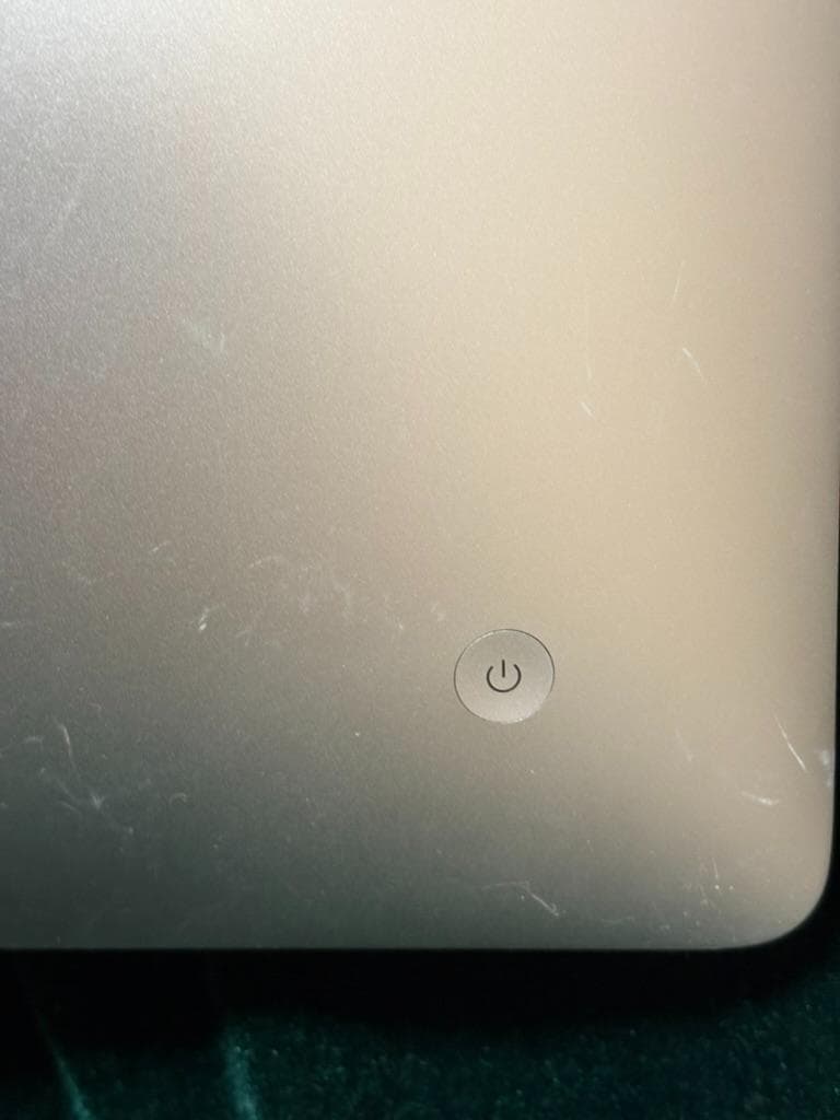 【佐藤】iMac 5K 27インチ(2017) 60GB 256GBSSD