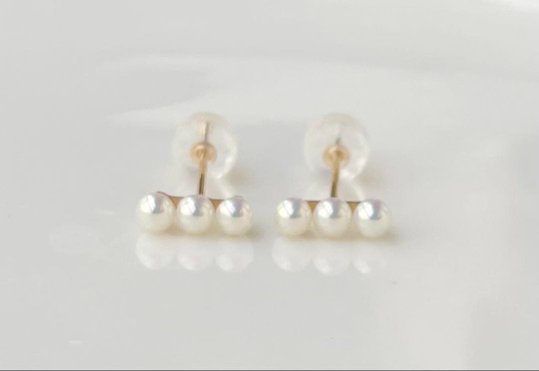 ミラー調本真珠 ほぼ無傷 k18 18金 ミニマルデザイン ピアス 一点物