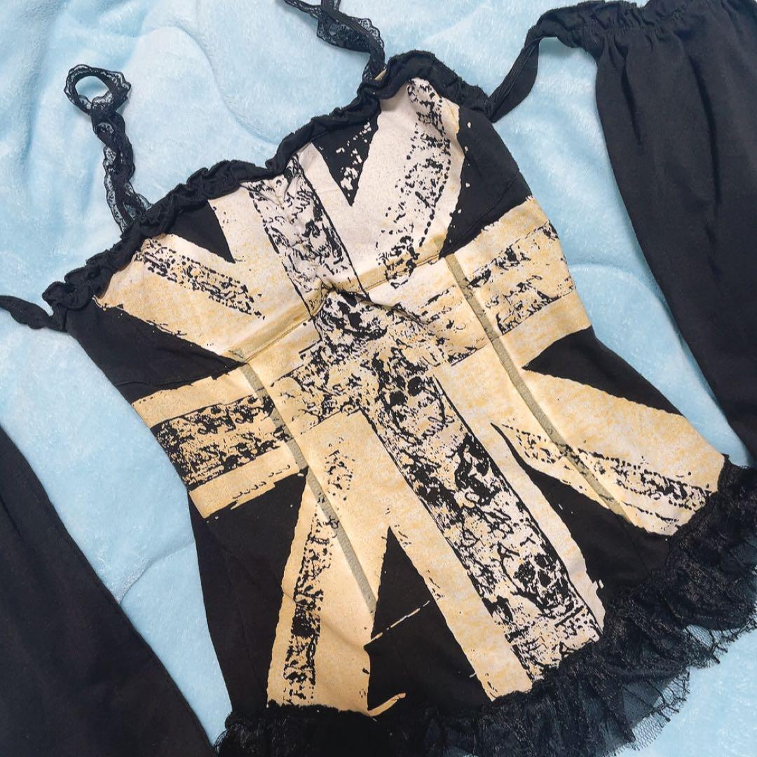 GLAVIL by tutuha カップ付き肩出しオフショルダートップススカル