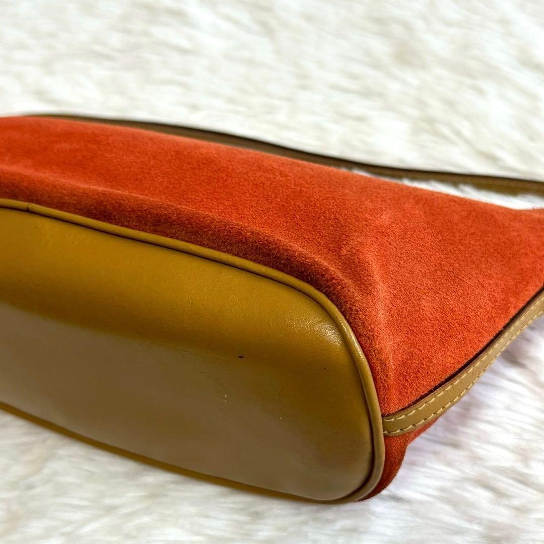 グッチ GGキャンバス アクセサリーポーチ ハンドバッグ ポーチ オレンジ