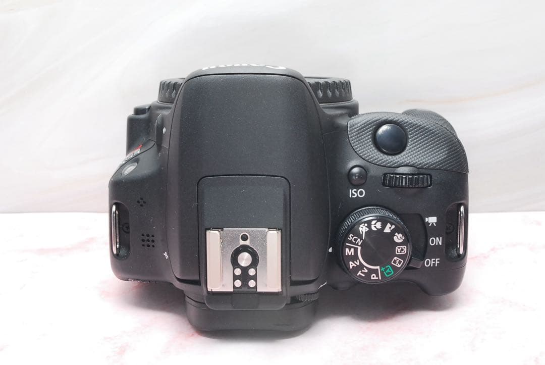 最軽量✨Canon Kiss X7✨一眼レフカメラ✨初心者にもおすすめ