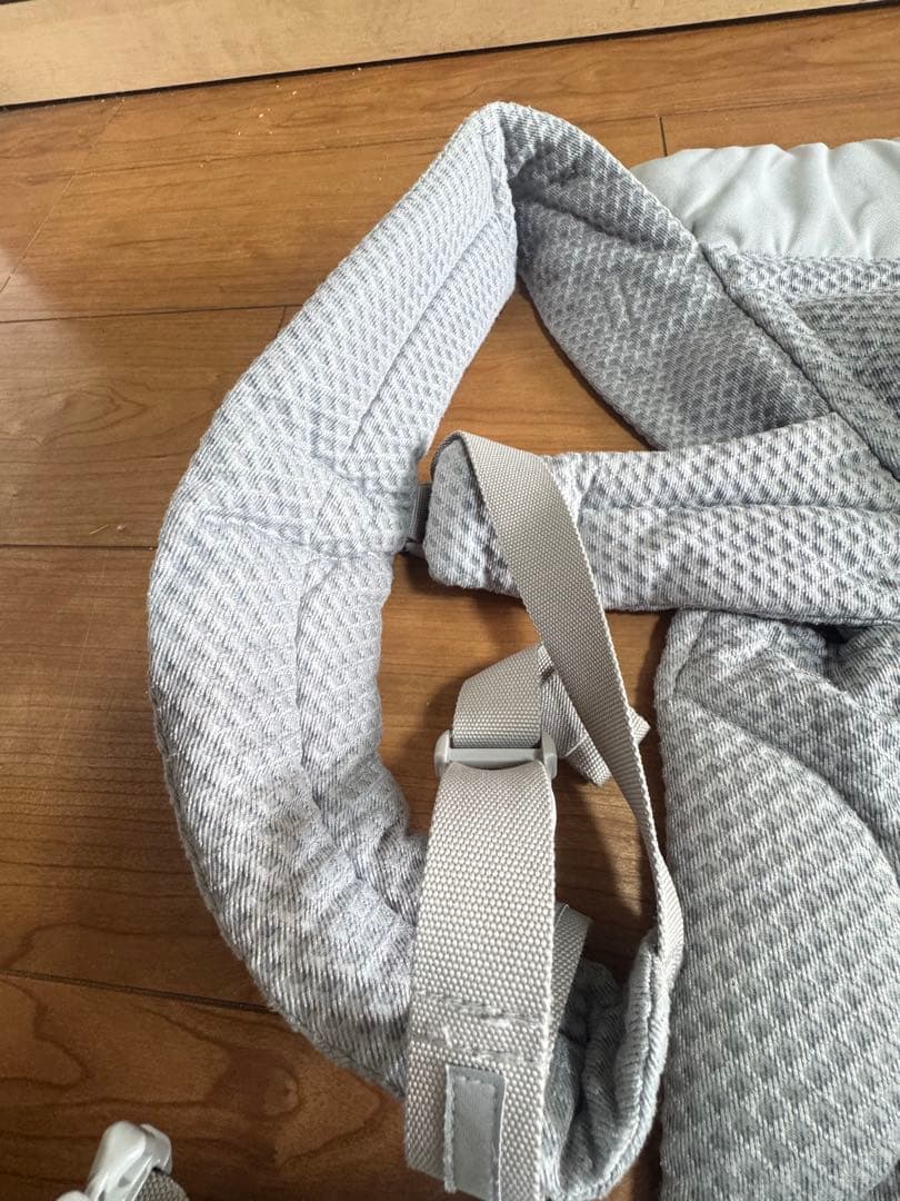 エルゴベビー　 抱っこ紐　オムニブリーズ　パールグレイ