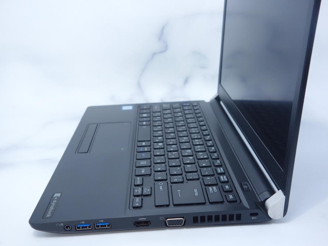 東芝 dynabook R73/D i5 6200U 8GB SSD128GB