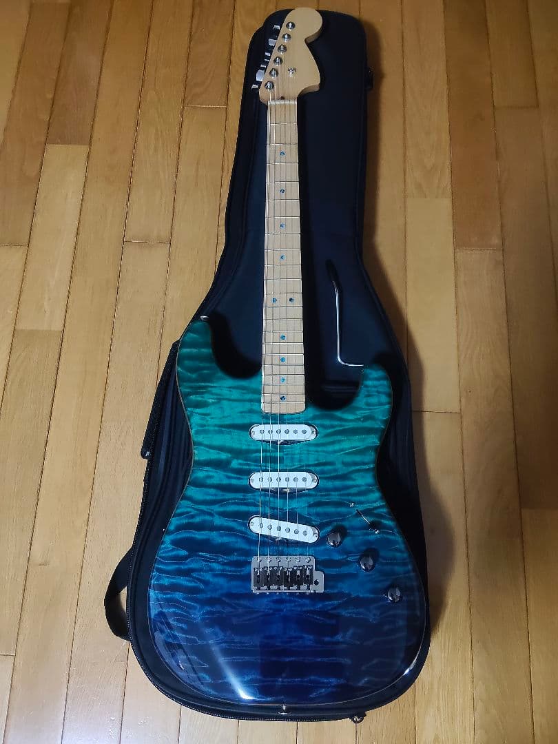 Warmoth ストラトタイプ