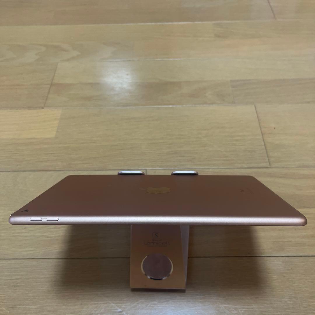 美品！iPad 8世代 10.2インチ　32G Wi-Fiモデル
