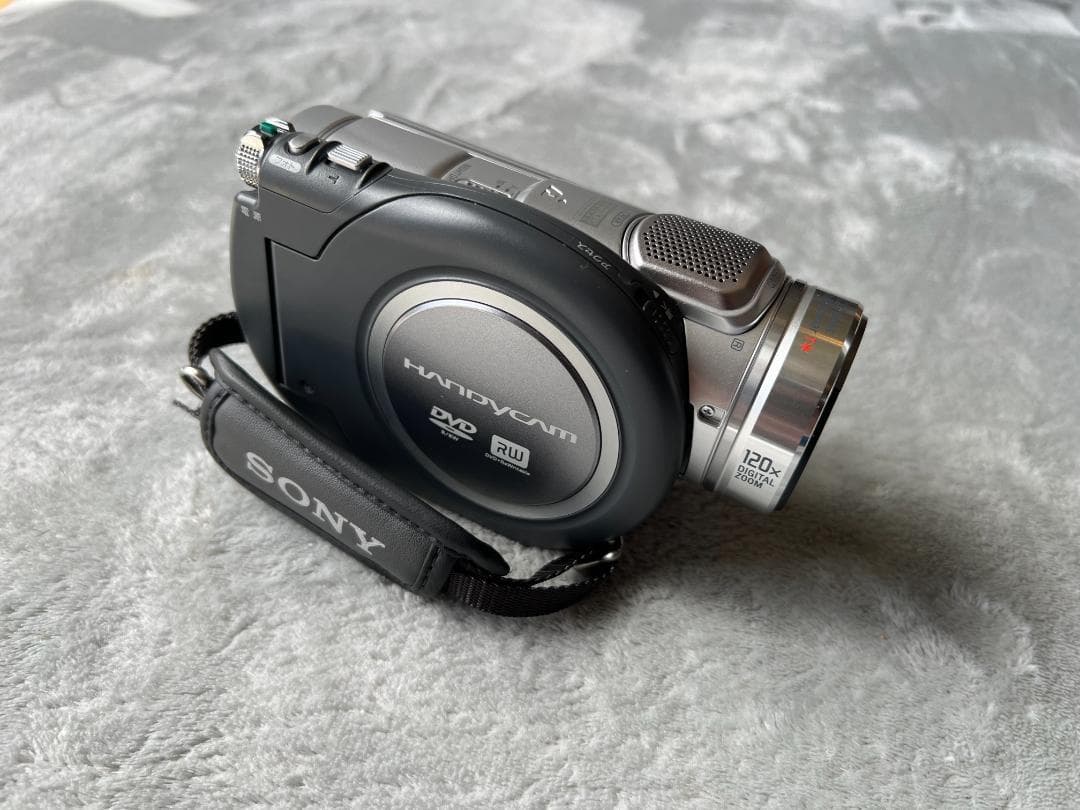 レア　美品SONY HANDYCAM DCR-DVD505
